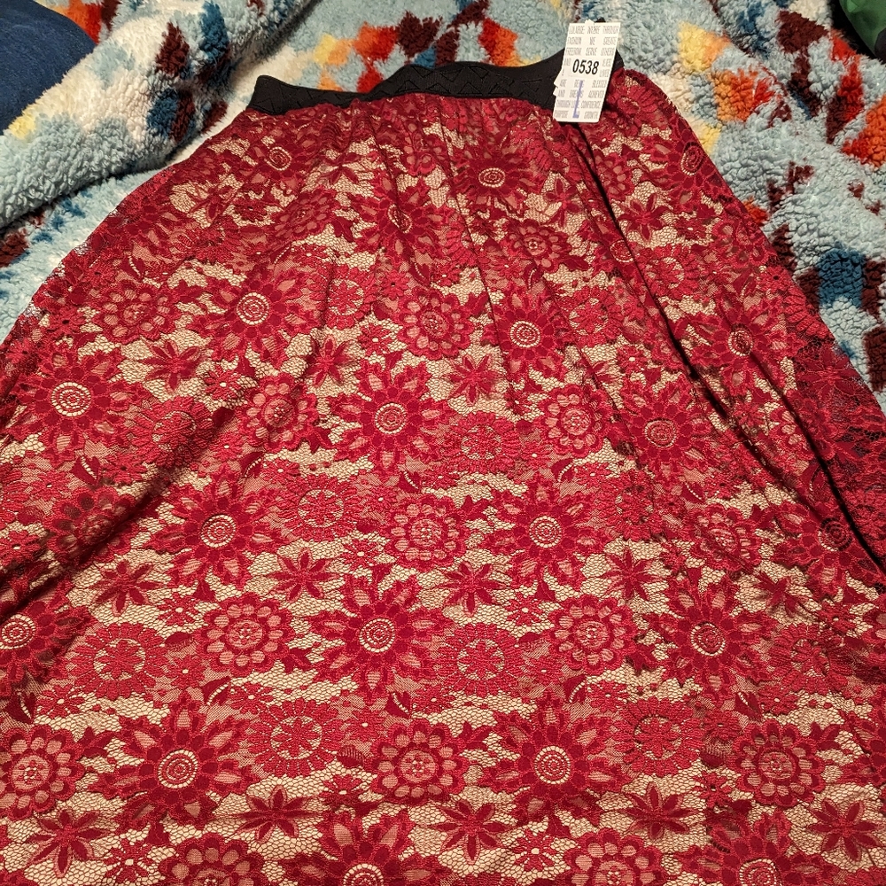 LuLaRoe Lucy skirt